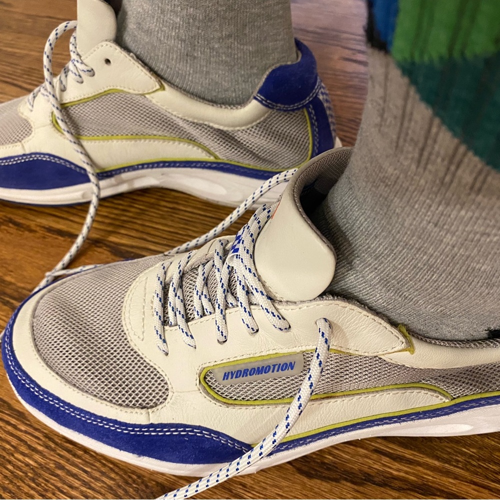 Rockport men’s boat shoes 8.5. Used.  Like new. Comfy fast dry.